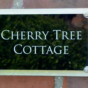  Holiday home Cherry Tree